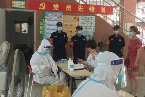 疫情下的双城记，郑州与上海的抗疫之路