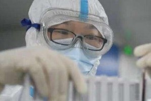 人类与病毒的持久战，疫情终结的曙光何时到来？