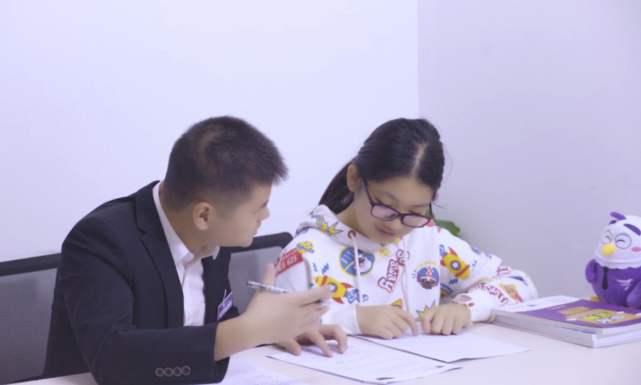 疫情期间的家教生活，挑战与成长的双重奏