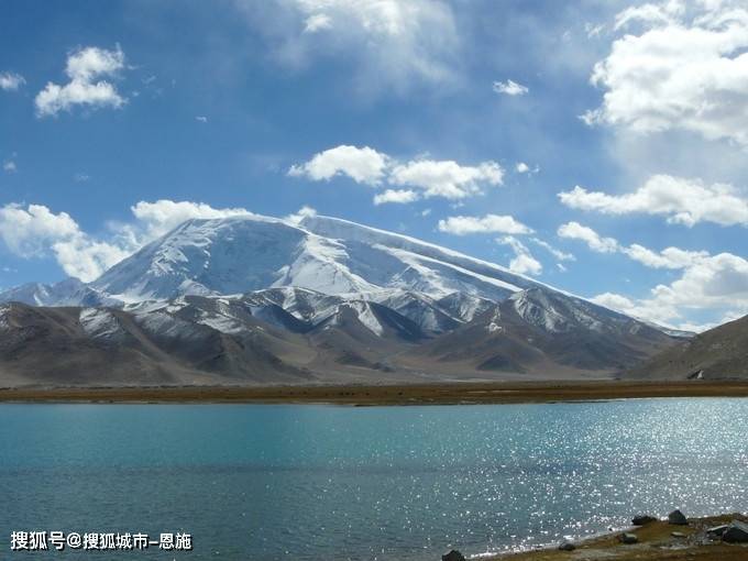 福建省到乌鲁木齐有多少公里，一场跨越千山万水的旅程